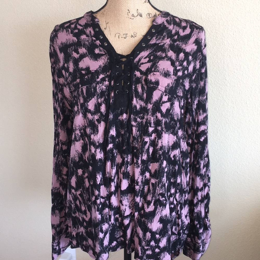 Nice dress or casual blouse.